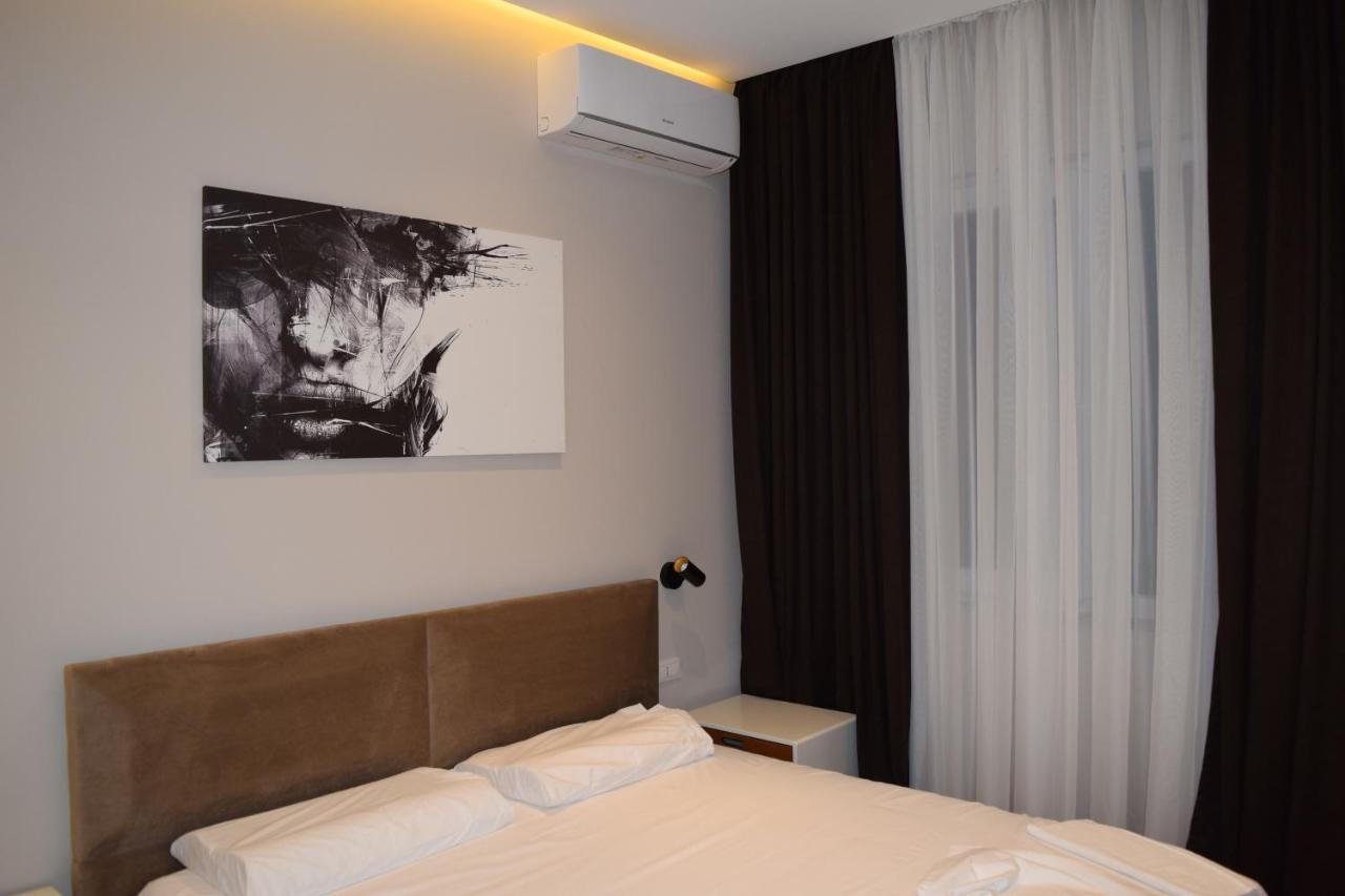 Star Hotel Astir Tiran Dış mekan fotoğraf