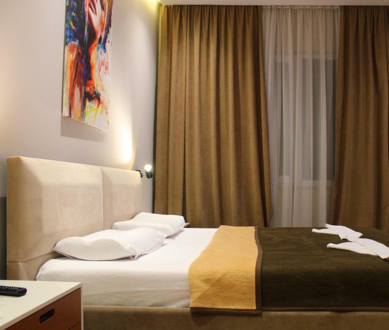 Star Hotel Astir Tiran Dış mekan fotoğraf